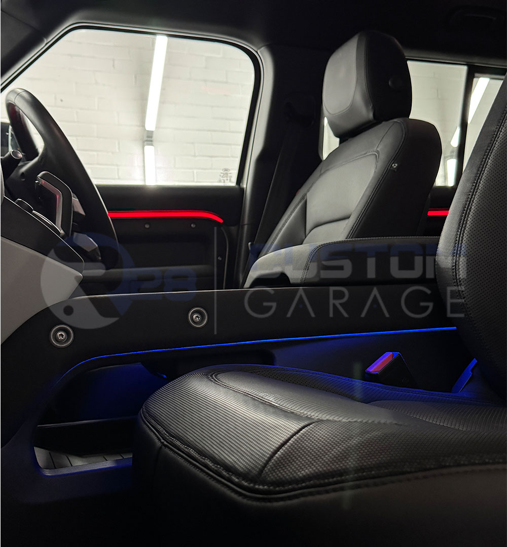 Land Rover Defender (2019-2025) door ambient lighting